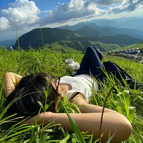 张莫凡